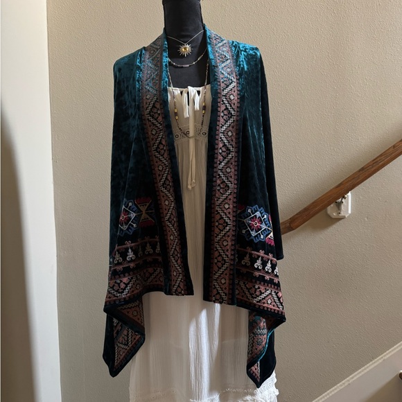 Andre By Unit Jackets & Blazers - Velvet Embroidered Duster/Kimono in Teal